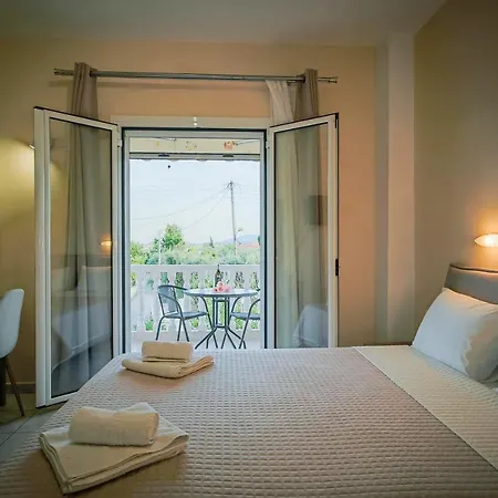 Yria Ntn Apartment Vanato