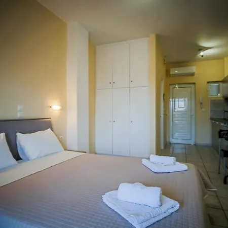 Yria Ntn Apartment Vanato