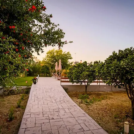 Yria Ntn Apartment